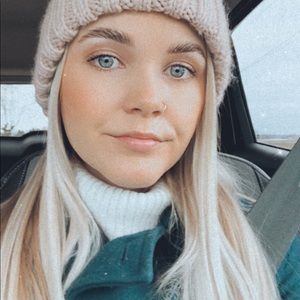 Meet your Posher, Amber